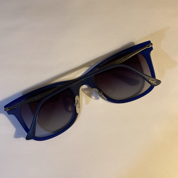 Blue Ray-Ban Sunglasses | Thin Frames main image 4